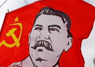 New High School Textbooks in Russia Whitewash Stalin’s Terror as Putin Wages War on Historical Memory